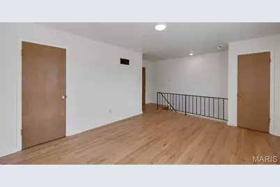 1218 Iron Street, Saint Louis, MO 63111 - Photo 8