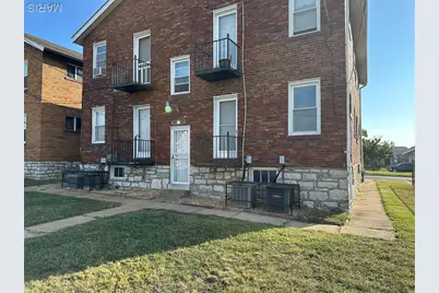 8721-23 Riverview Boulevard, Saint Louis, MO 63147 - Photo 6