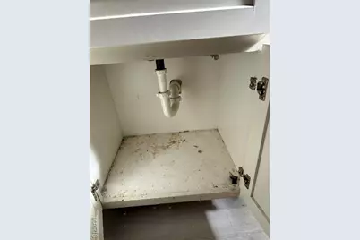 8721-23 Riverview Boulevard, Saint Louis, MO 63147 - Photo 22