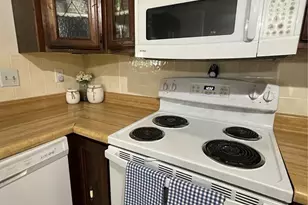 11 S Meadow Dr, O'Fallon, MO 63366 - Photo 36