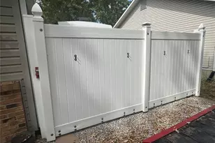 11 S Meadow Dr, O'Fallon, MO 63366 - Photo 10