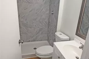 1290 Jackson Ln, Florissant, MO 63031 - Photo 14