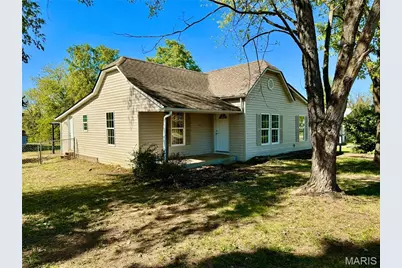 111 S White Oak Street, Desloge, MO 63601 - Photo 2