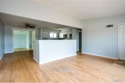 1805 Flicker Drive, Florissant, MO 63031 - Photo 4