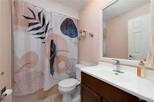 15593 Bedford Forge Dr, Chesterfield, MO 63017 - Photo 18