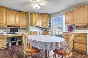 15593 Bedford Forge Dr, Chesterfield, MO 63017 - Photo 10