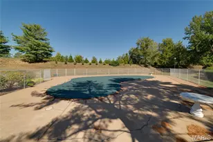 15593 Bedford Forge Dr, Chesterfield, MO 63017 - Photo 38