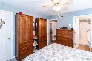 3402 Country Stone Manor Dr, Valley Park, MO 63088 - Photo 14