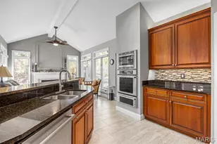 2021 Brook Hill Ct, Chesterfield, MO 63017 - Photo 24