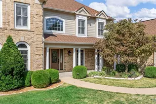 2021 Brook Hill Ct, Chesterfield, MO 63017 - Photo 4