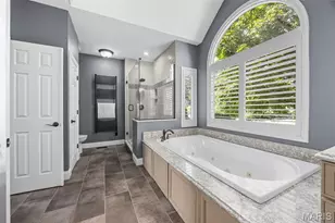 2021 Brook Hill Ct, Chesterfield, MO 63017 - Photo 18