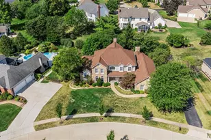 2021 Brook Hill Ct, Chesterfield, MO 63017 - Photo 2