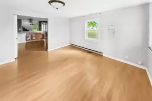 209 Kennett St, De Soto, MO 63020 - Photo 2