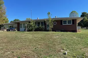 301 Lilac Dr, Potosi, MO 63664 - Photo 2