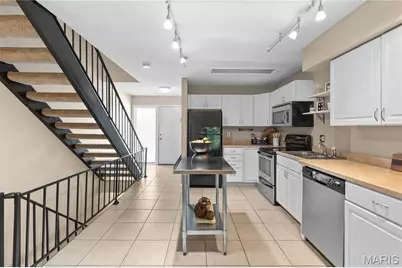 1220 Wicklow Road #J, Ballwin, MO 63021 - Photo 6