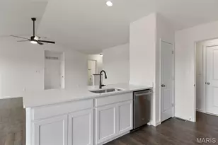 113 Day Lily Ln, Wentzville, MO 63385 - Photo 12