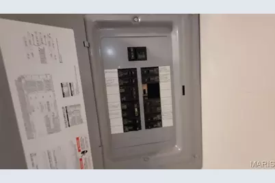 2465 Grants Parkway, Florissant, MO 63031 - Photo 22