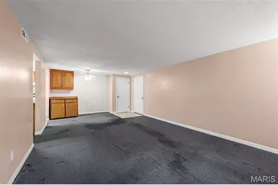 9 Fairways Circle #B, Saint Charles, MO 63303 - Photo 8