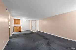 9 Fairways Cir, Saint Charles, MO 63303 - Photo 8