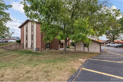 9 Fairways Circle #B, Saint Charles, MO 63303 - Photo 32