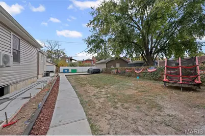 7310 Minnesota Avenue, Saint Louis, MO 63111 - Photo 2