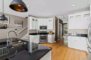 417 S Geyer Rd, Kirkwood, MO 63122 - Photo 12