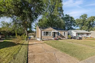 3365 Marmary Ln, Saint Ann, MO 63074 - Photo 4