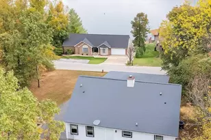 9428 E Vista Dr, Hillsboro, MO 63050 - Photo 2