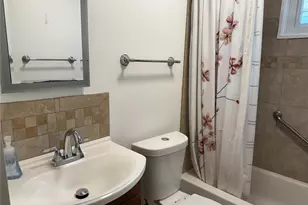 22 Bon Price Ter, Saint Louis, MO 63132 - Photo 12