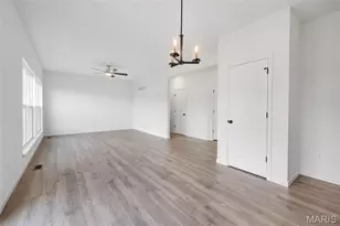 404 Silver Fox Ct, Eureka, MO 63025 - Photo 12