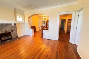 4709 Lewis Pl, Saint Louis, MO 63113 - Photo 2