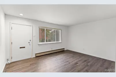 10682 Carroll Wood Way, Saint Louis, MO 63128 - Photo 6