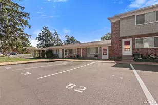 10682 Carroll Wood Way, Saint Louis, MO 63128 - Photo 22