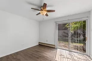 10682 Carroll Wood Way, Saint Louis, MO 63128 - Photo 16