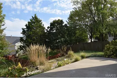 354 Birchwood Crossing Lane, Maryland Heights, MO 63043 - Photo 16