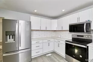 1501 Stockard Ave, Richmond Heights, MO 63117 - Photo 6