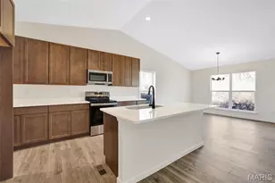 3819 Sonora Stone Dr, Florissant, MO 63031 - Photo 6