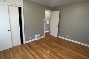 9710 Calumet Dr, Saint Louis, MO 63137 - Photo 8