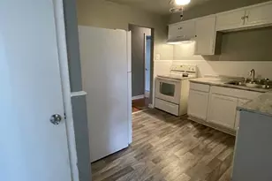 9710 Calumet Dr, Saint Louis, MO 63137 - Photo 4