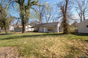 1238 Maple Ave, Saint Louis, MO 63138 - Photo 2