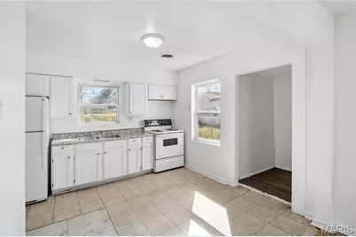 1238 Maple Avenue, Saint Louis, MO 63138 - Photo 8