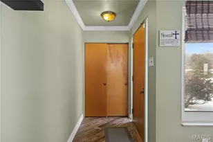 62 W Cardigan Dr, Florissant, MO 63135 - Photo 6