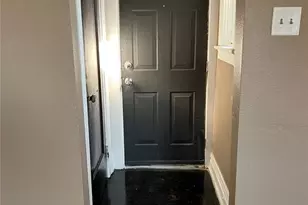 6331 Windham Ave, Saint Louis, MO 63120 - Photo 2