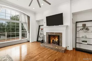 327 Chasselle Ln, Saint Louis, MO 63141 - Photo 10