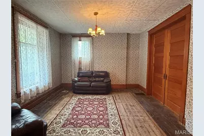 427 N 7th Street, Hannibal, MO 63401 - Photo 6