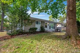 420 Humes Ln, Florissant, MO 63031 - Photo 4