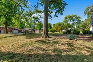 420 Humes Ln, Florissant, MO 63031 - Photo 28