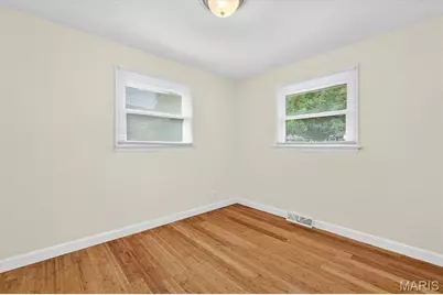 125 Sally Drive, Florissant, MO 63031 - Photo 18