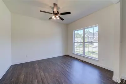 2025 Maryland Oaks Circle, Maryland Heights, MO 63146 - Photo 6