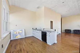 4515 Olive St, Saint Louis, MO 63108 - Photo 16